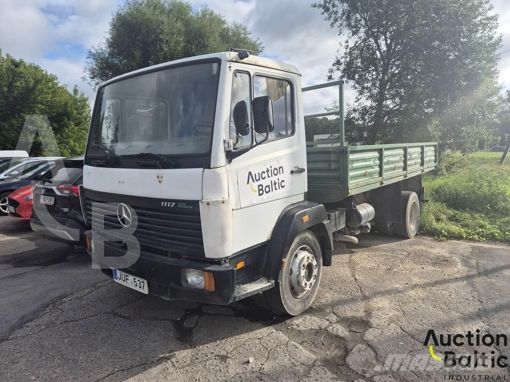 Mercedes-Benz 1117 Flatbed / Dropside trucks