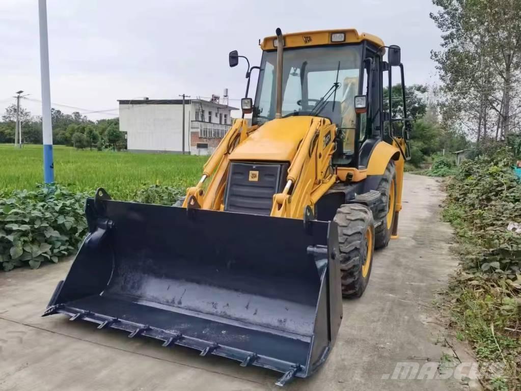 JCB 3CX Backhoe