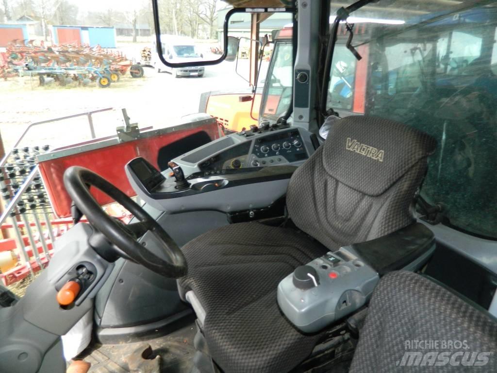 Valtra T 234 V Tractors