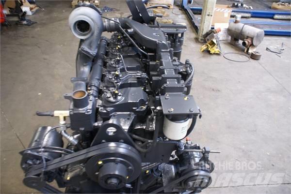 Komatsu SA6D125 E2 Engines