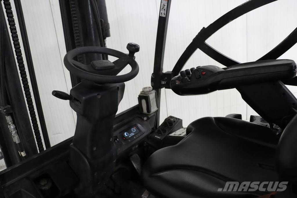 Doosan B30X-7 Electric forklift trucks
