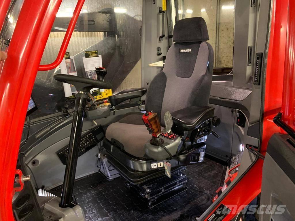 Komatsu 951 Harvesters