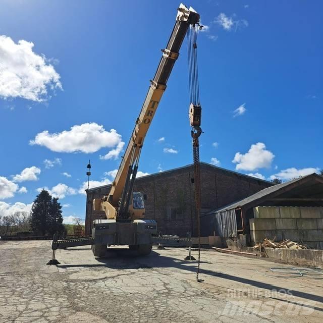 Coles RT45/50 Rough terrain cranes