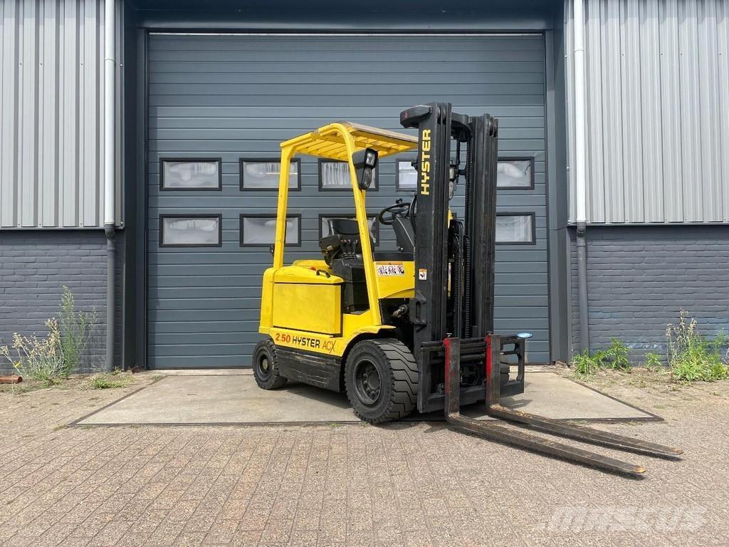 Hyster J2.50XM Electric forklift trucks