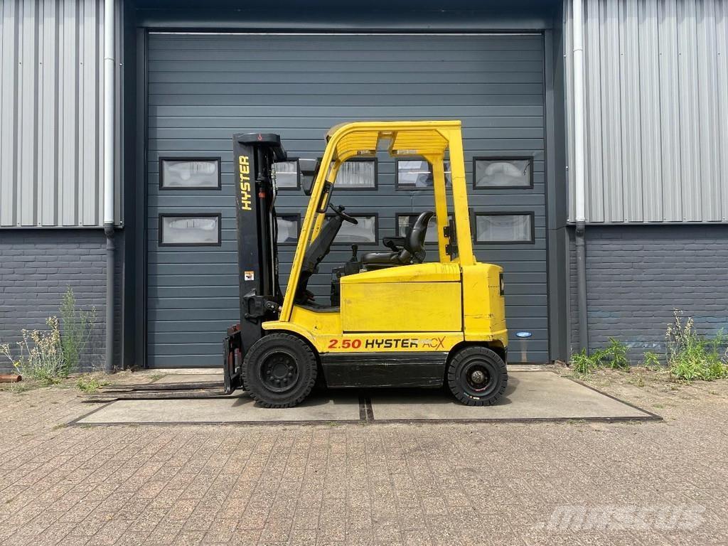 Hyster J2.50XM Electric forklift trucks