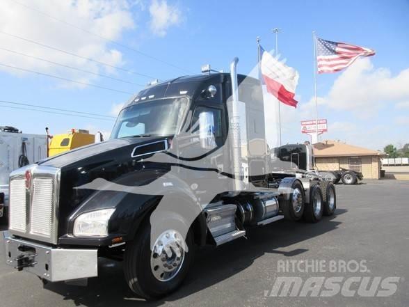 Kenworth T880 Prime Movers