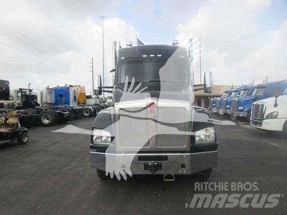 Kenworth T880 Prime Movers