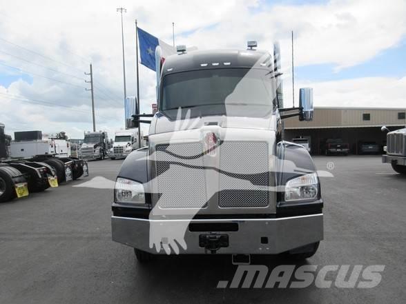 Kenworth T880 Prime Movers