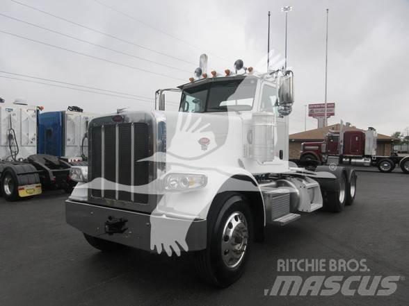 Peterbilt 389 Prime Movers