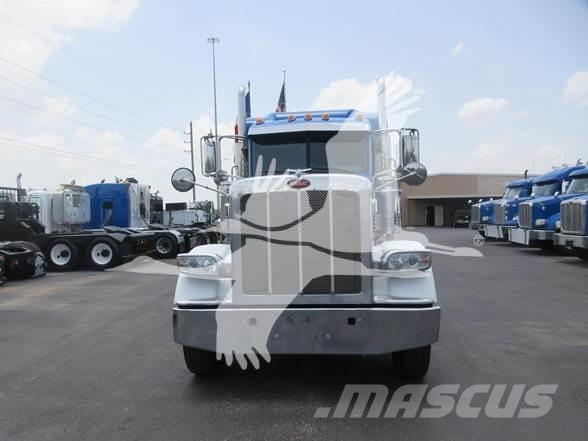 Peterbilt 389 Prime Movers