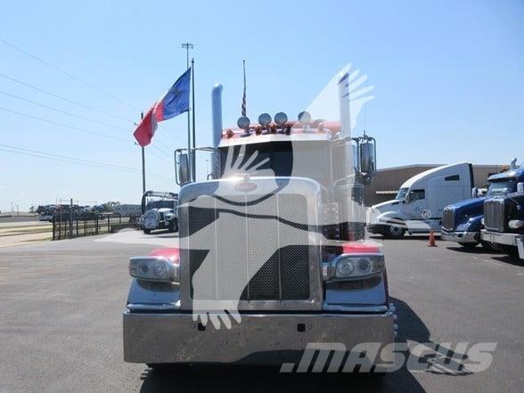 Peterbilt 389 Prime Movers