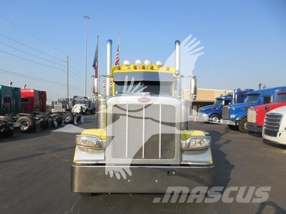 Peterbilt 389 Prime Movers