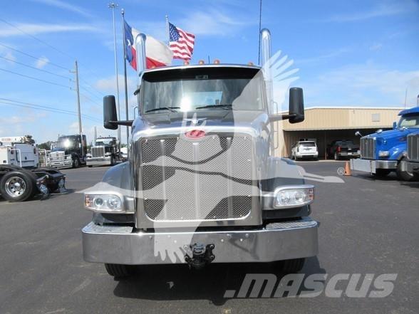 Peterbilt 567 Prime Movers