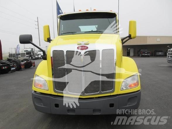 Peterbilt 579 Prime Movers