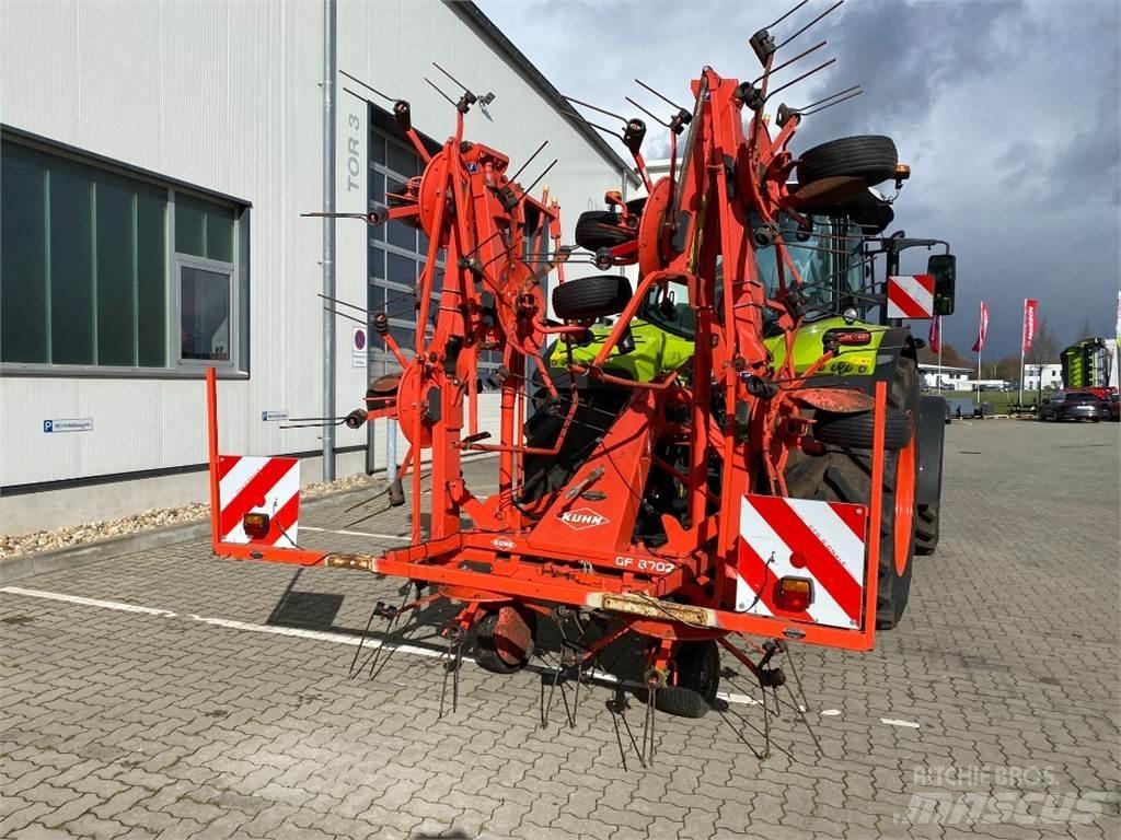 Kuhn GF 8702 Rakes and tedders