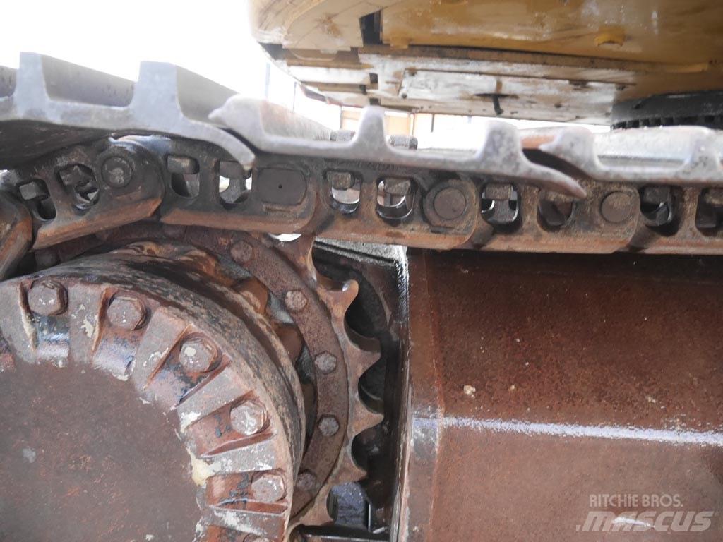 CAT 320D LRR Wheeled excavators