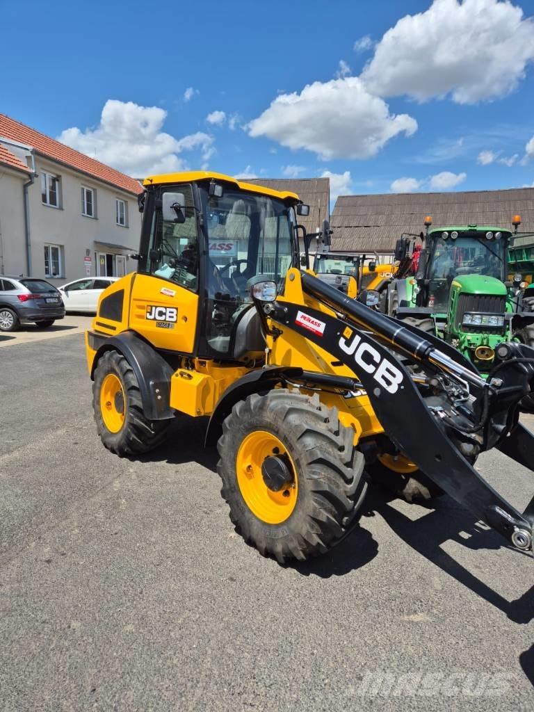 JCB 409 Agri Telehandlers