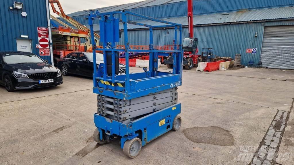 Genie GS 1932 Scissor lifts