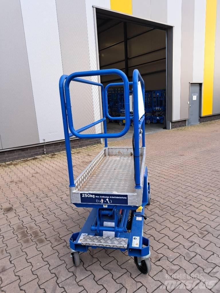 JLG Power Tower Other lifts and platforms