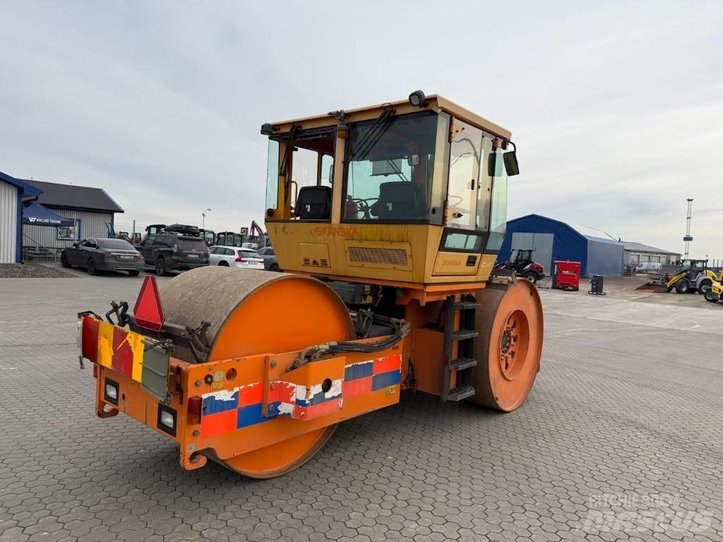 Dynapac CS 142 Twin drum rollers