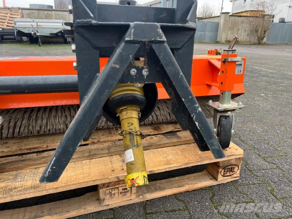 Tuchel Simplex 1,35m Sweepers