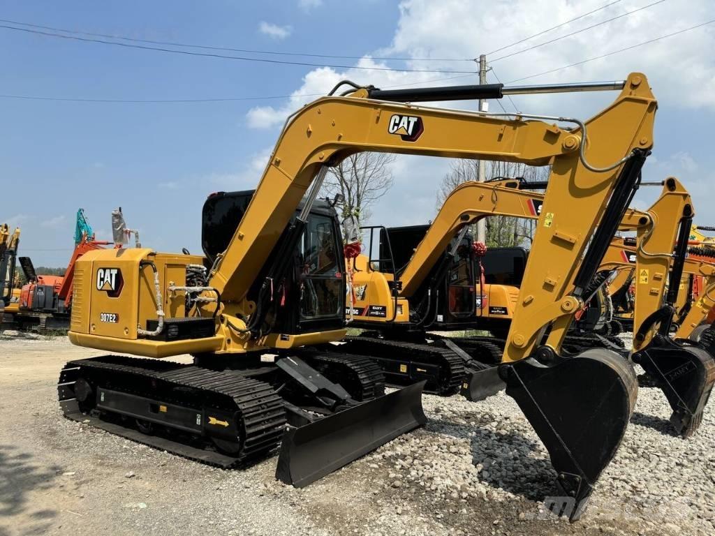 CAT 307 E2 Mini excavators  7t - 12t
