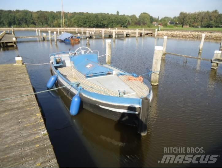 NLB HN 6737 Work boats / barges