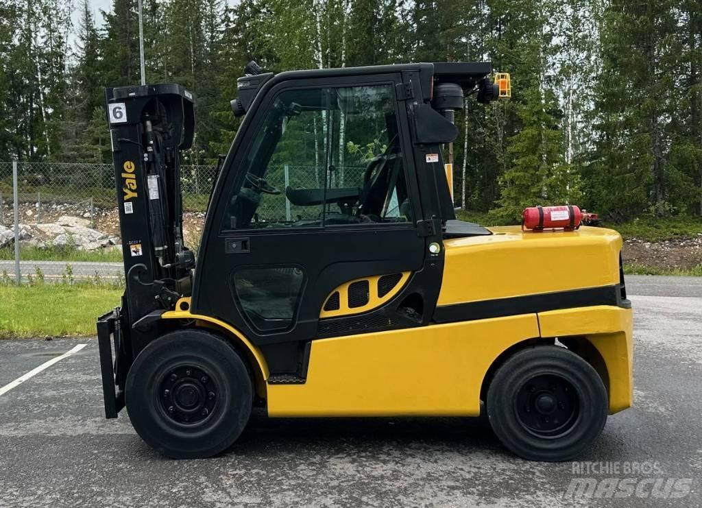 Yale GDP 55 VX Diesel trucks