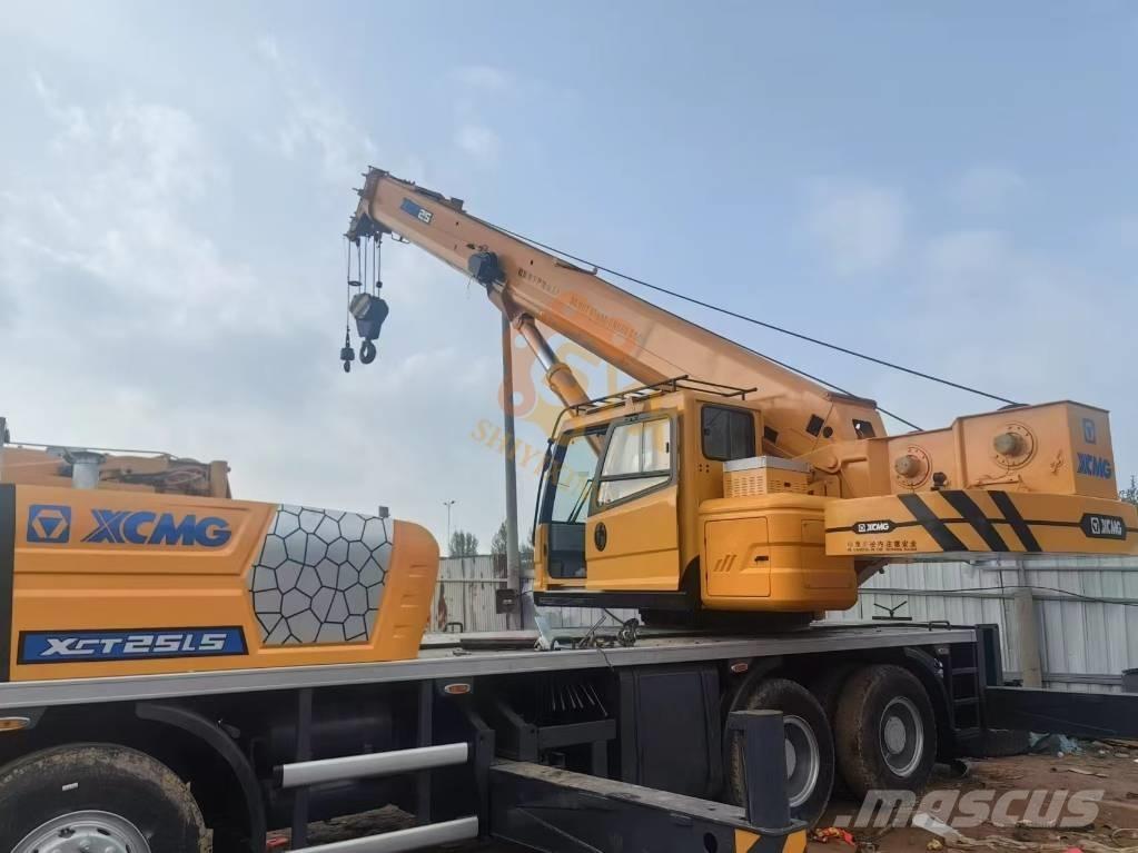 XCMG XCT 25 All terrain cranes