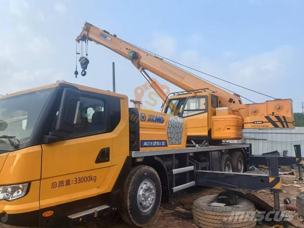 XCMG XCT 25 All terrain cranes