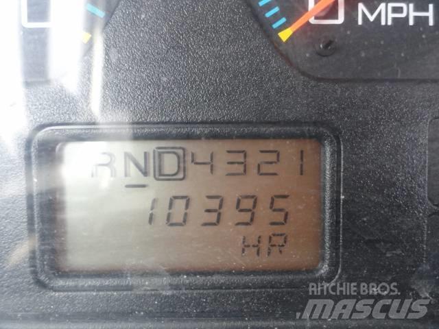 International 7500 Commercial vehicle