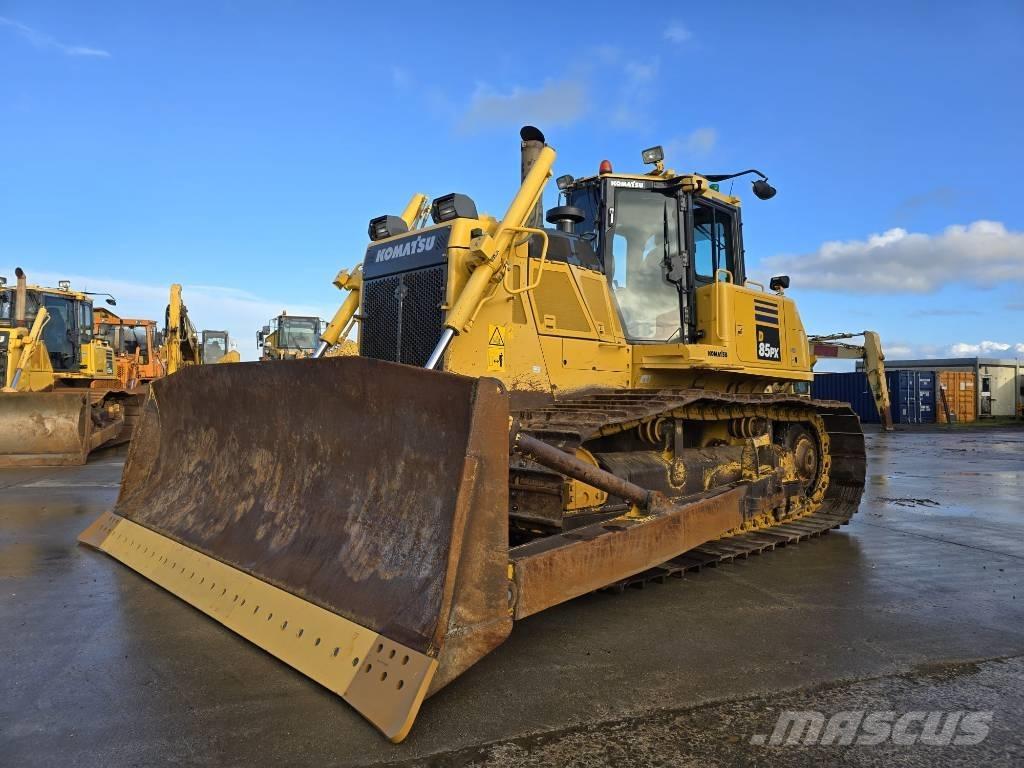 Komatsu D85PX-18 Crawler dozers