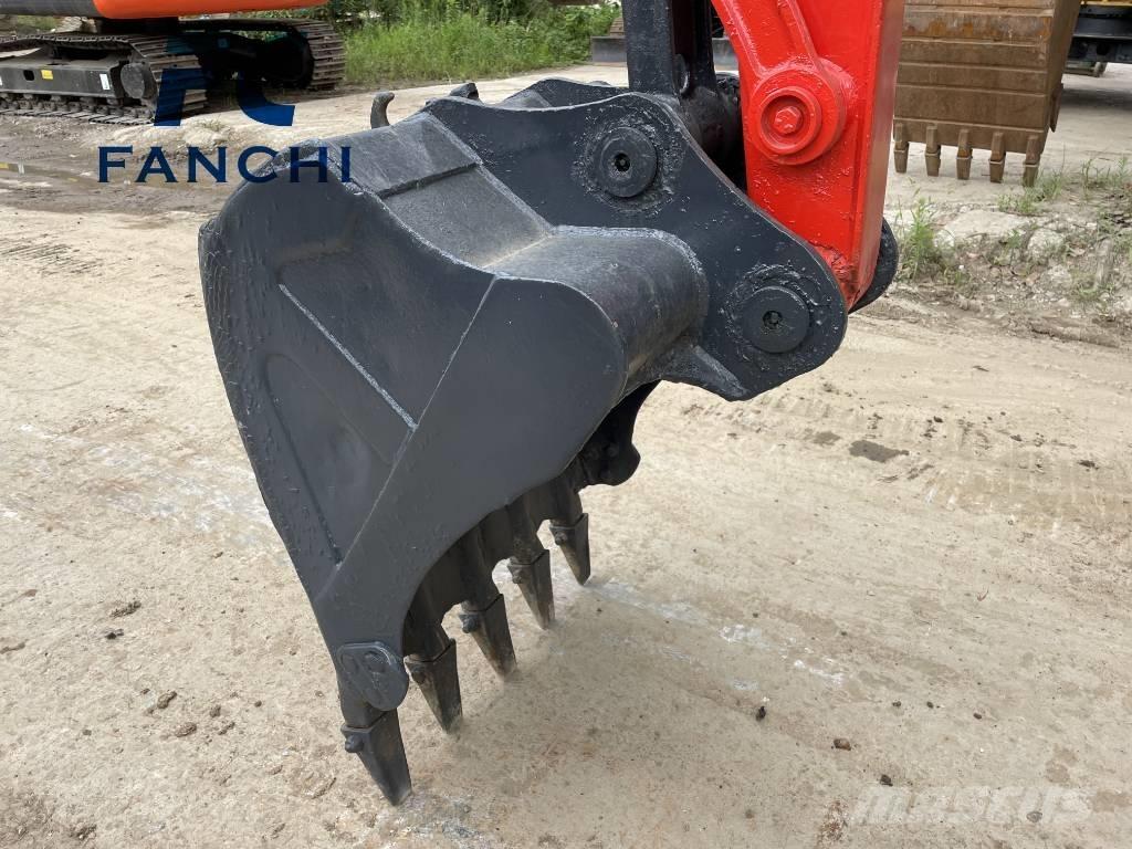 Kubota KX 165 Crawler excavators