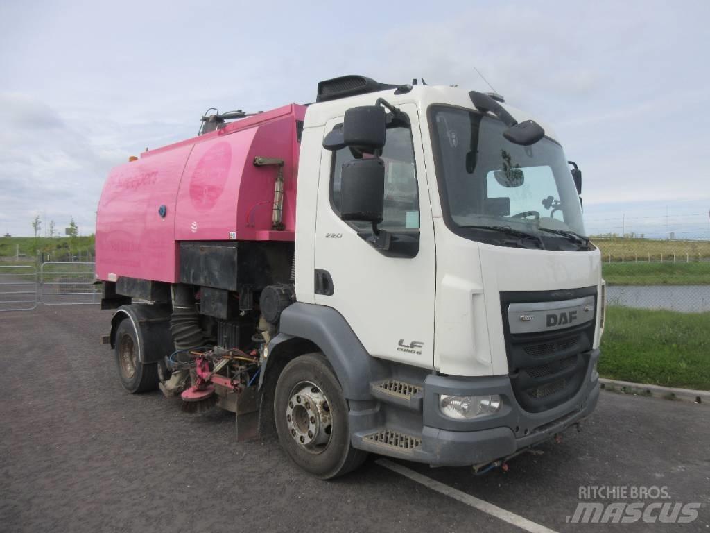 DAF 55.220 Sweeper trucks