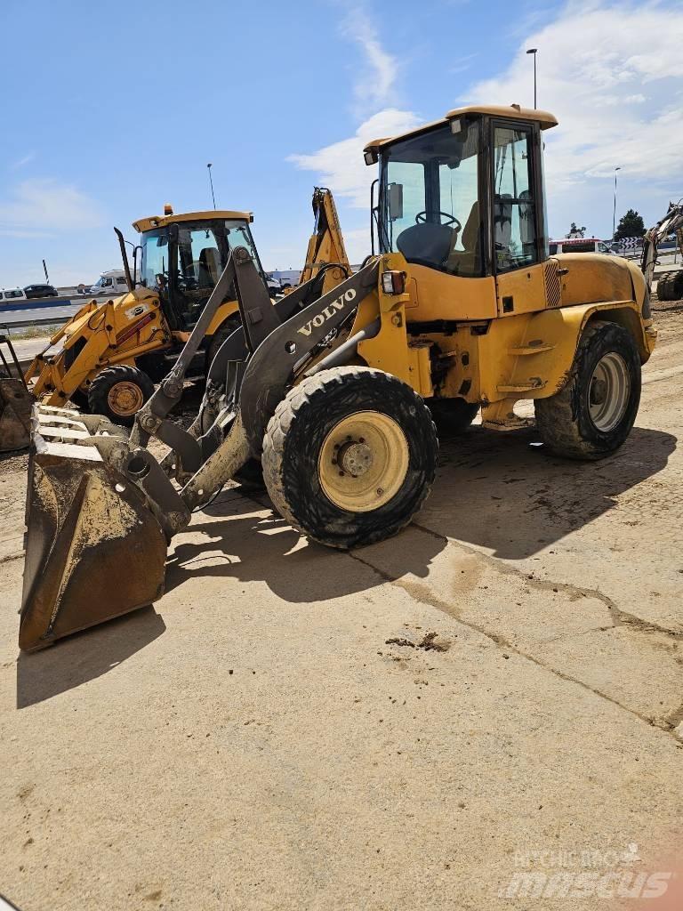 Volvo L 40 Wheel loaders