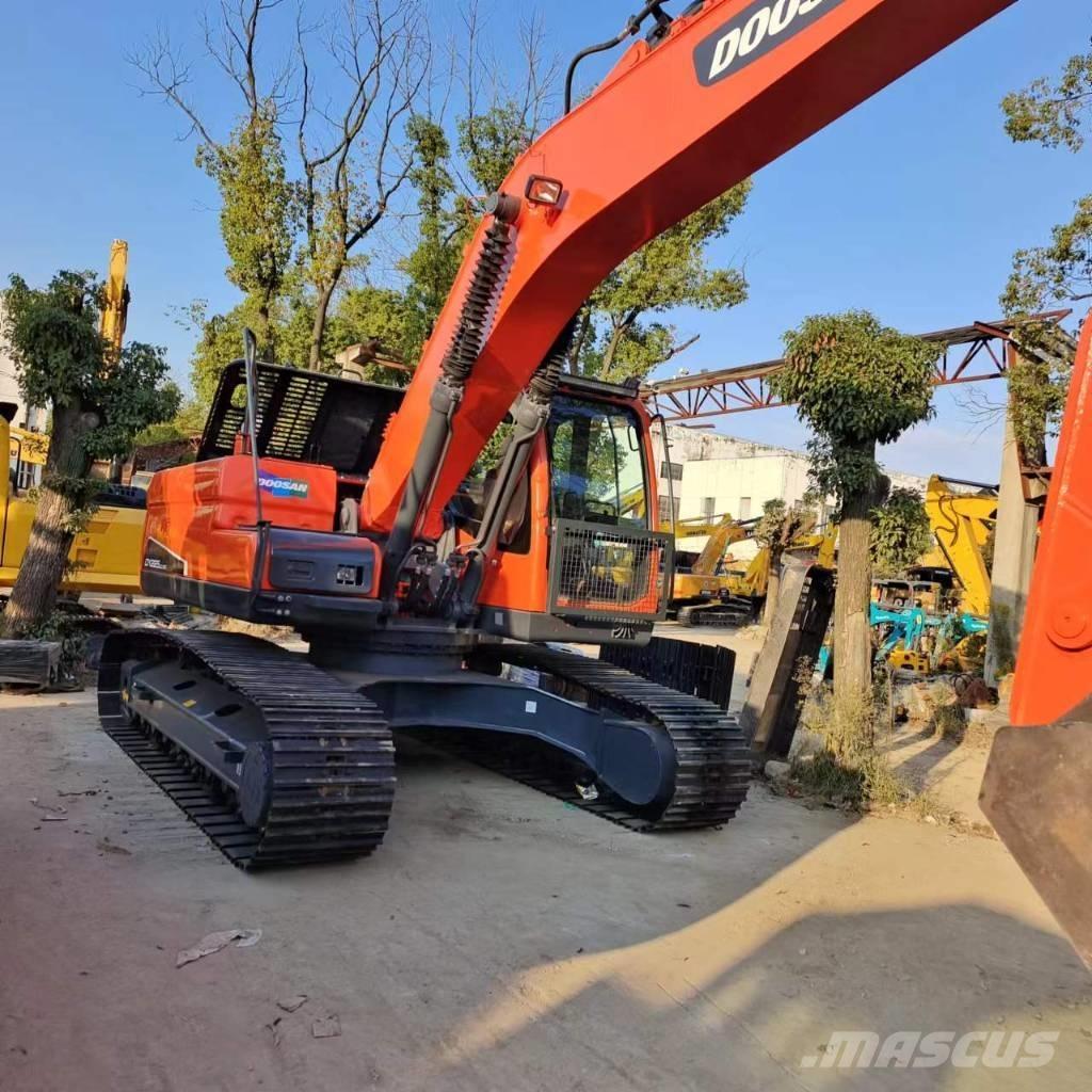 Doosan DX 225 LC Crawler excavators