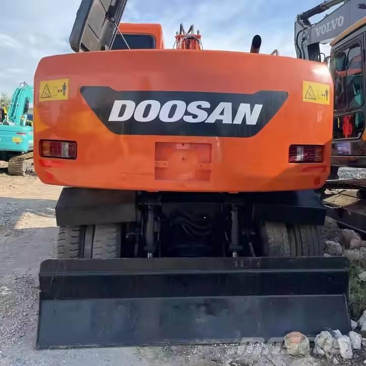 Doosan DX150W-9C Wheeled excavators