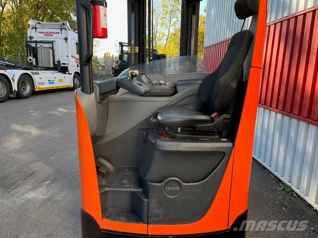 BT RR E 160 Reach truck