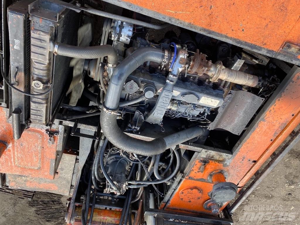 Hitachi EX 270 Crawler excavators