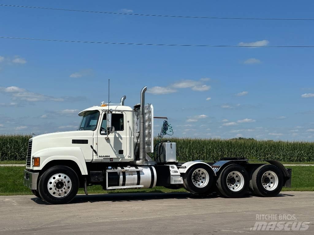 Mack Pinnacle CH613 Prime Movers