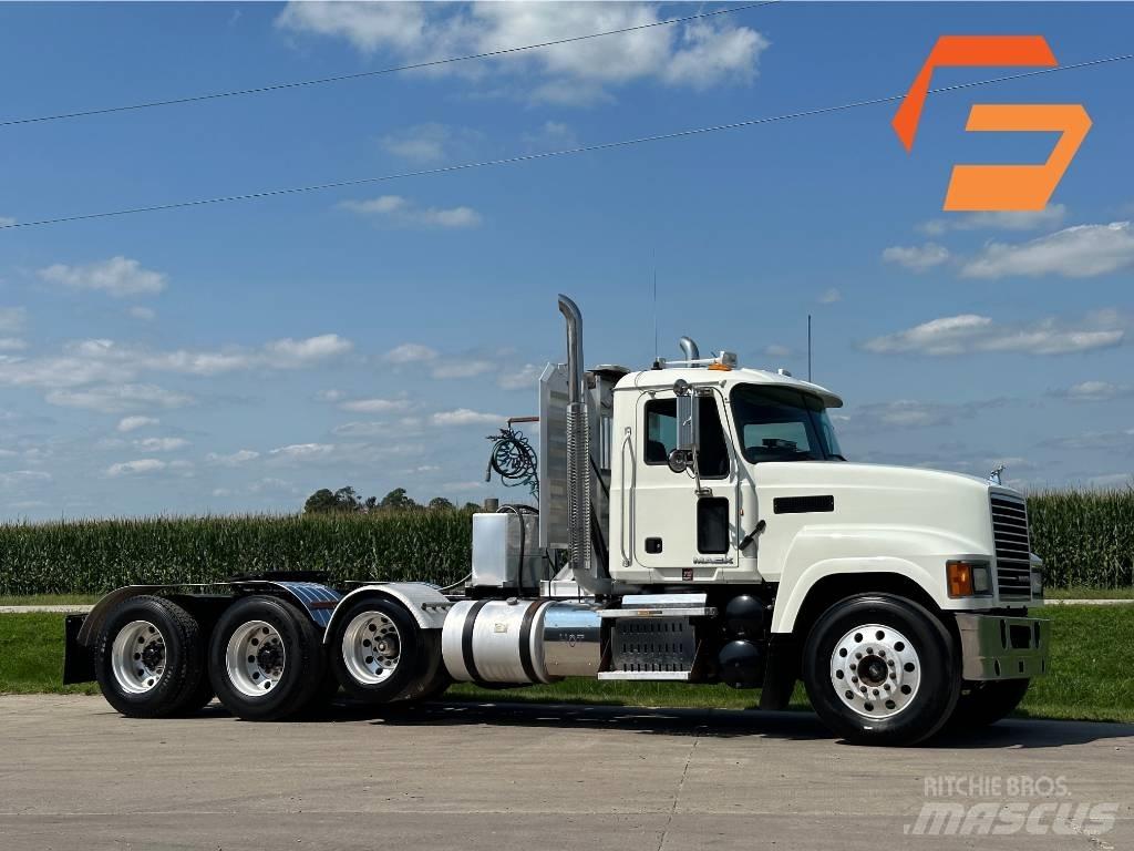 Mack Pinnacle CH613 Prime Movers