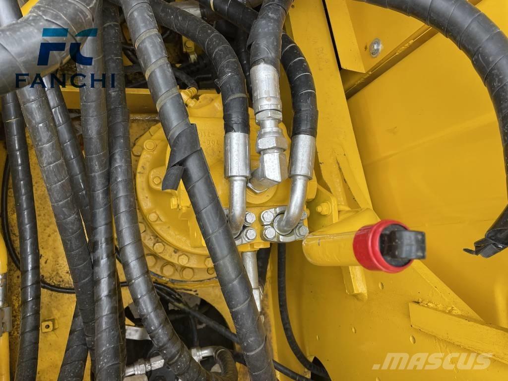 Komatsu PC210 Crawler excavators