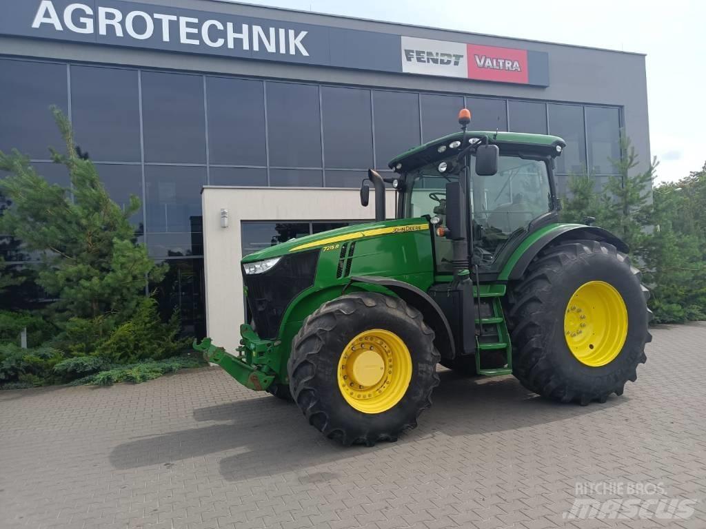 John Deere 7215 R Tractors
