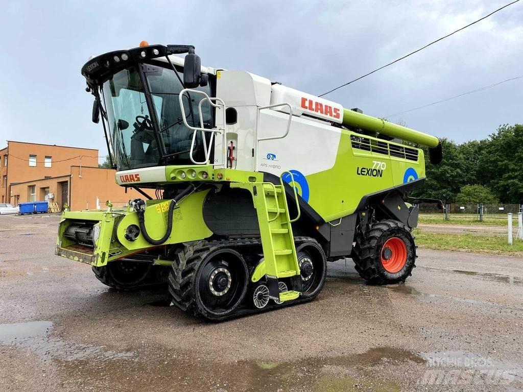 CLAAS Lexion 770TT Combine harvesters