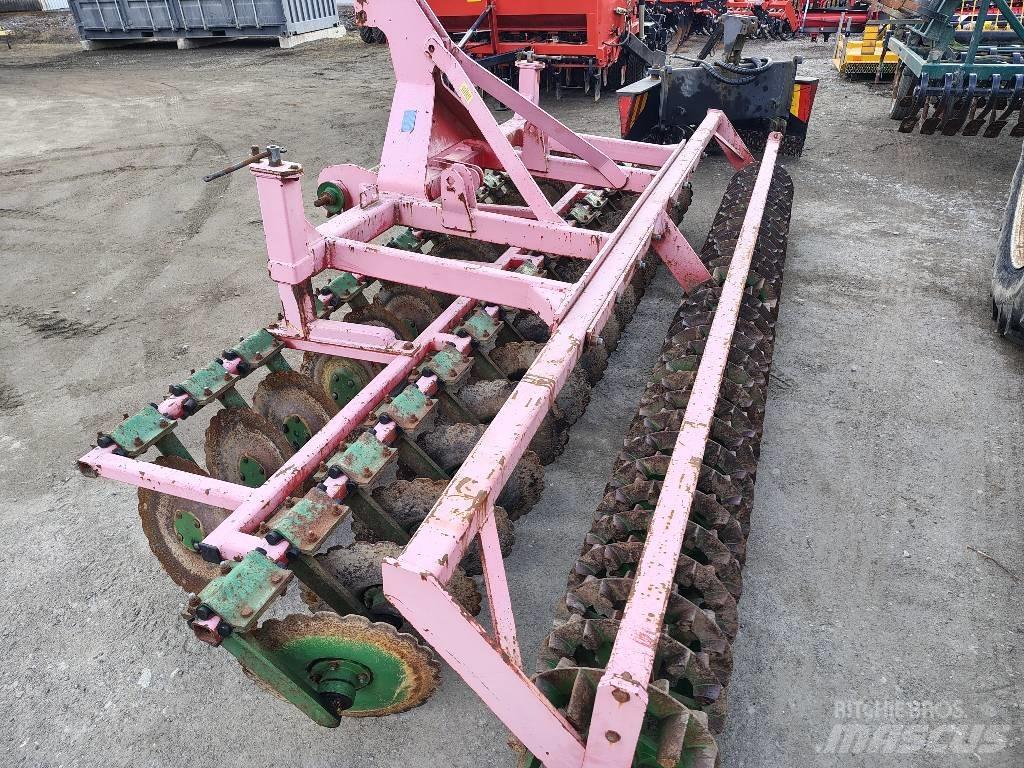 Ares S4TC Disc harrows