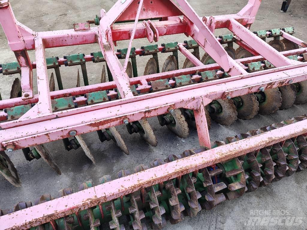 Ares S4TC Disc harrows