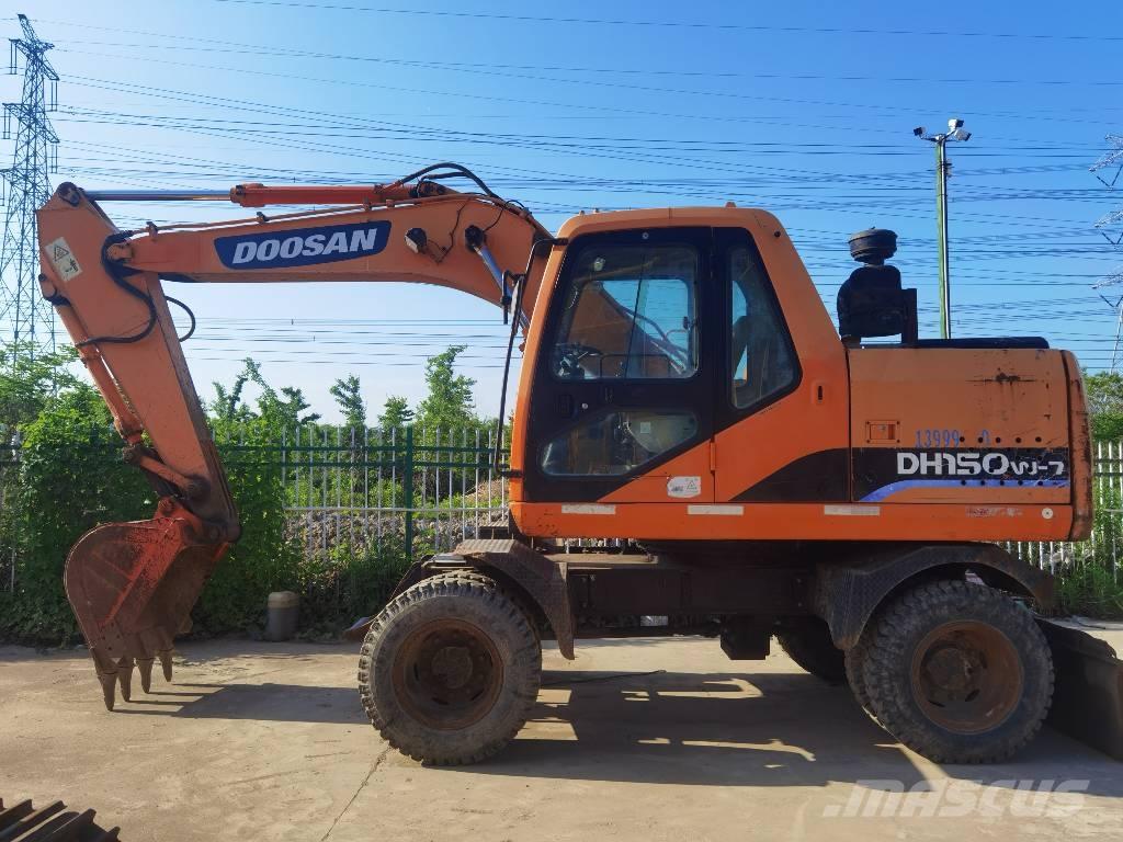 Doosan DH150W-7 Wheeled excavators