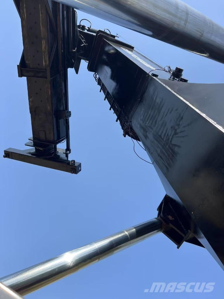 Kalmar DRF 450 Reach stackers