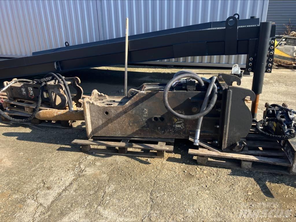 CAT H 120 Hammers / Breakers