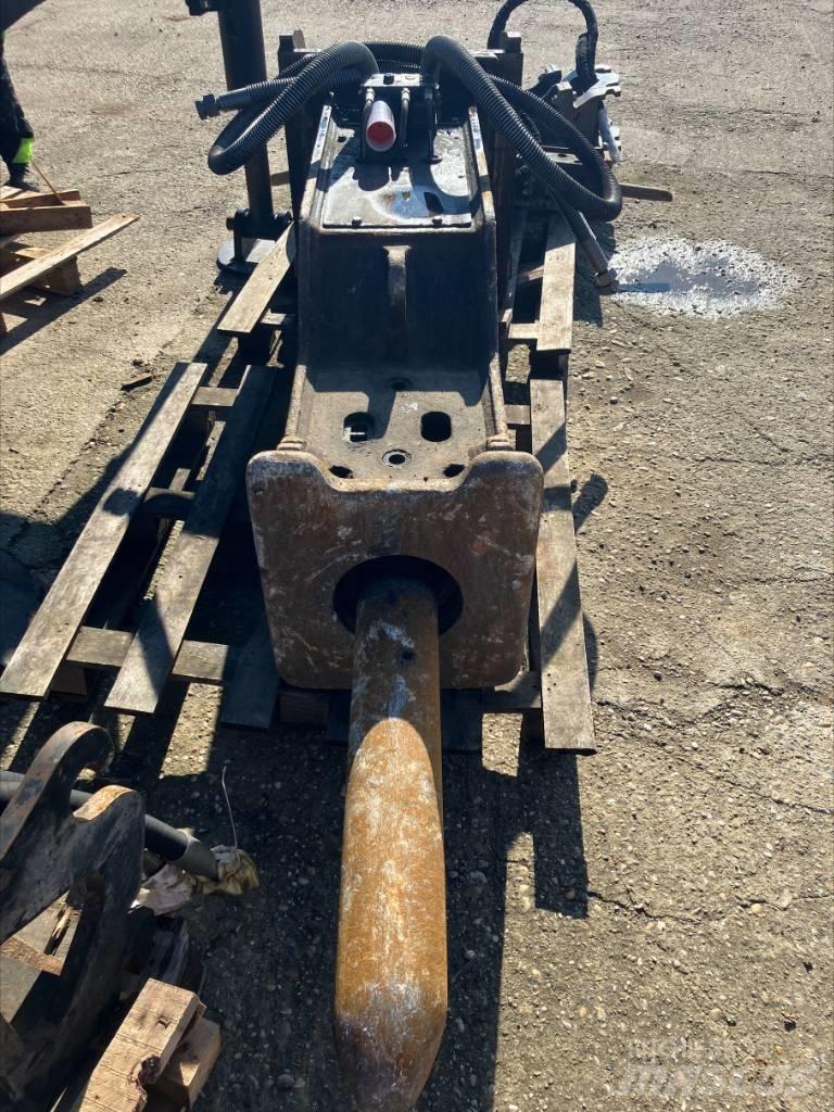CAT H 120 Hammers / Breakers